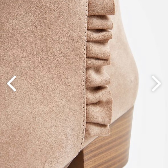 JustFab Aryssa Ruffle booties - Picture 3 of 5